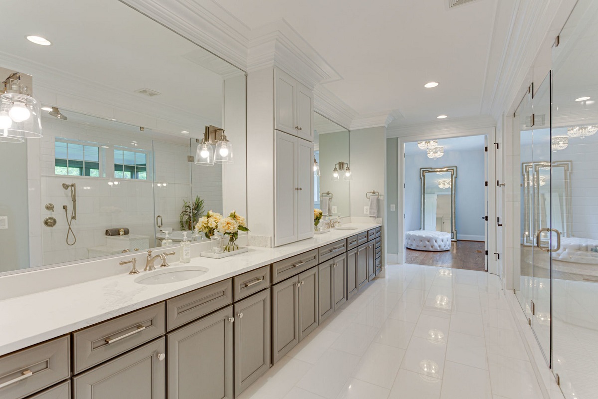 113 interior 106 of 120